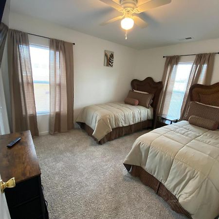The Chesapeake Gray Villa Norfolk Bagian luar foto
