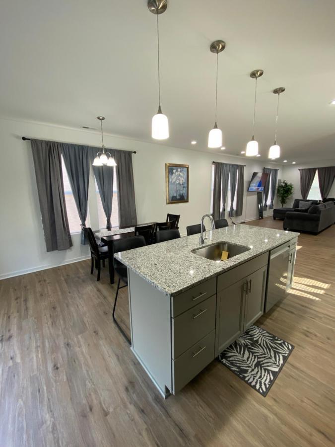 The Chesapeake Gray Villa Norfolk Bagian luar foto